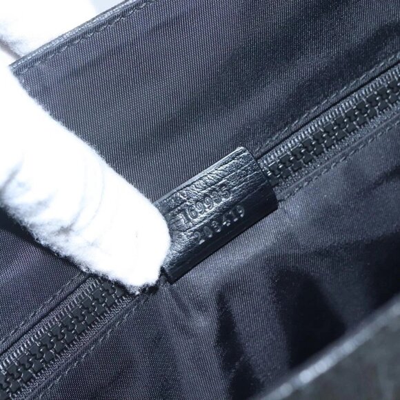 GUCCI GG Supreme Shoulder Bag PVC Black Silver - Picture 13 of 16